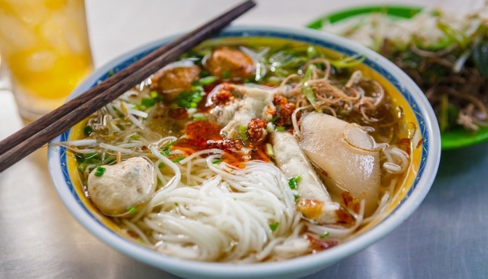 vermicelli with meatballs