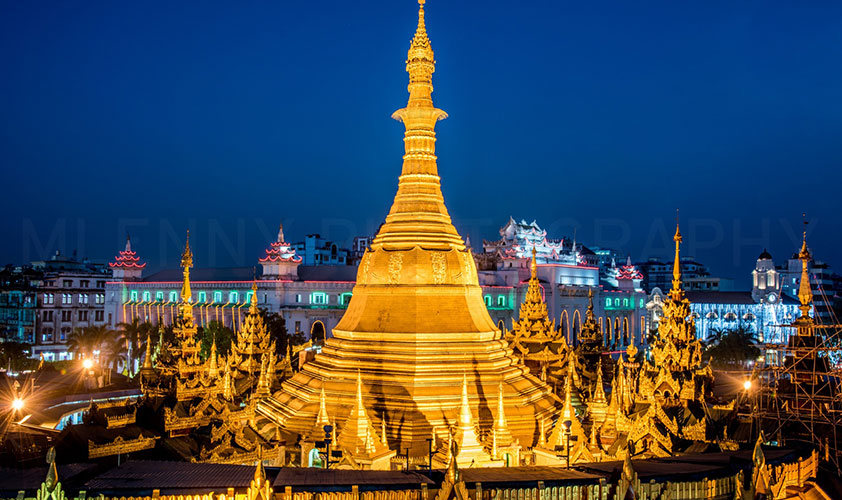 Golden Sule Pagoda at night, Yangon, Myanmar