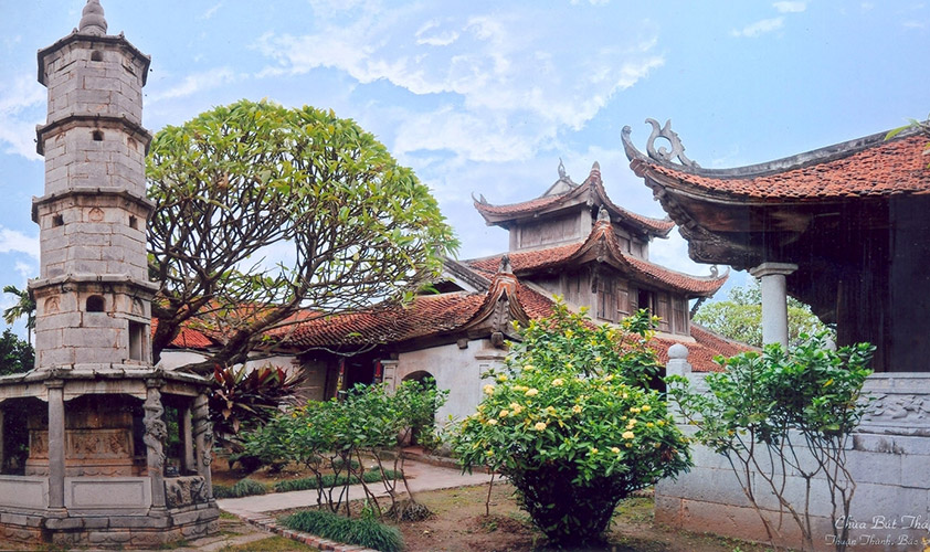 The authentic beauty of But Thap pagoda