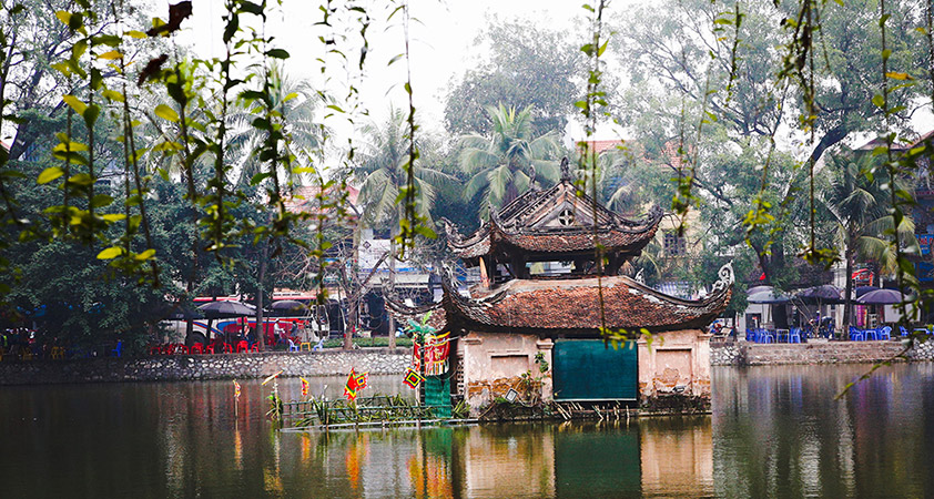 The typical location of Thay pagoda