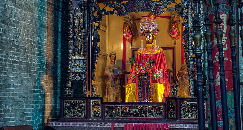 Thiên Hậu is worshipped in the seafaring Chinese communities of Fukien, Canton, Taiwan, and Southeast Asia