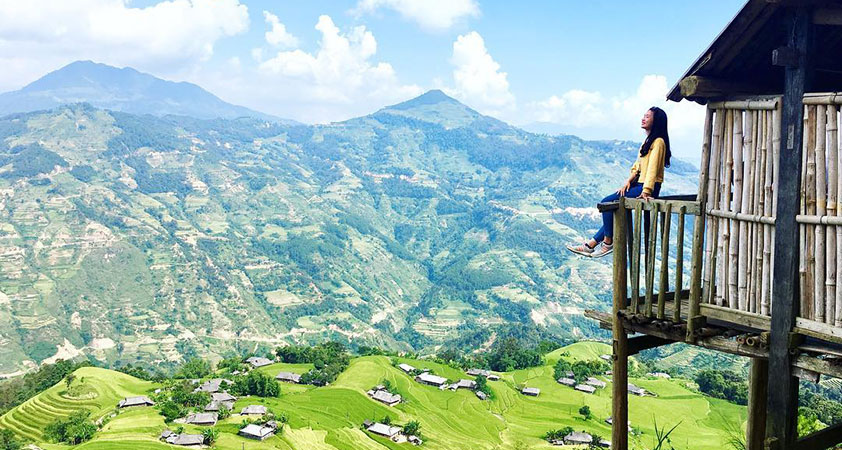 Capture the view of Quan Ba Ha Giang