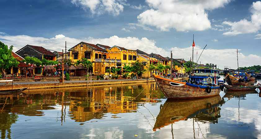 There are a lot of places to visit in Hoi An ancient town