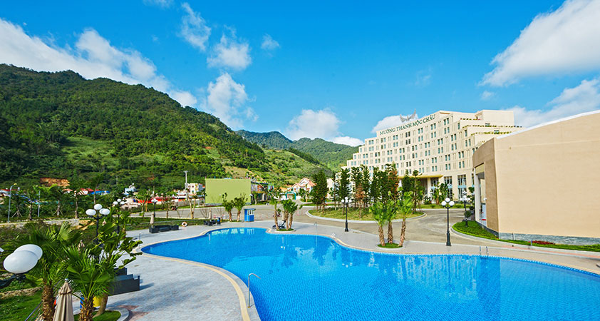 Five-star hotel gives tourists the best experience in Moc Chau