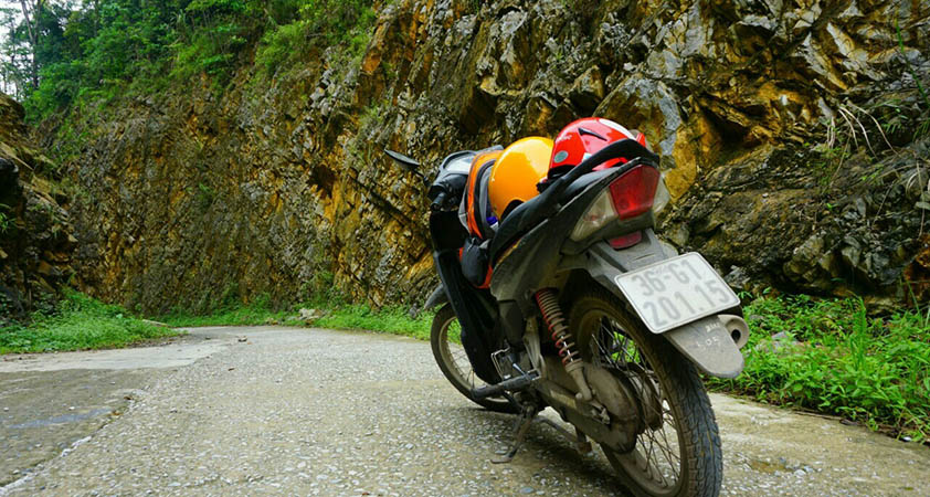 Motorbike is the most convenient vehicle for a tour to Pu Luong Thanh Hoa