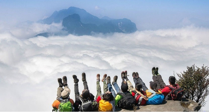 The cloud yard with overwhelming scenery