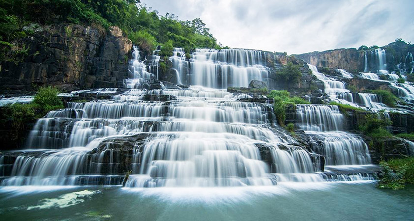 Yaly waterfall