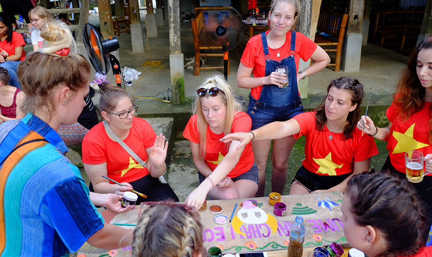 Exchange with the locals in Mai Chau, Hoa Binh