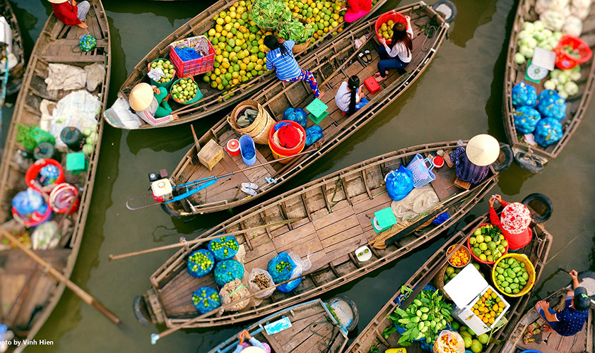 A visit to Cai Rang floating market
