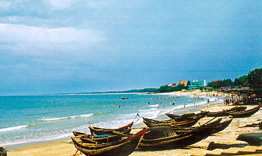Thuan An beach