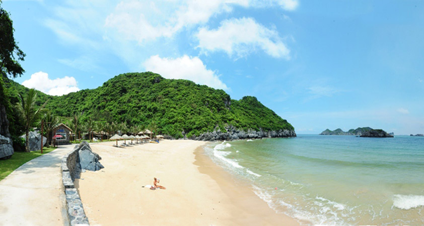 Cat Ba island is the amazing blend of the stunning beauty of beach and forest