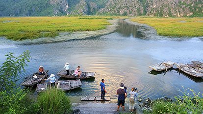 Tips to visit Van Long Wetland Nature Reserve Ninh Binh, Vietnam