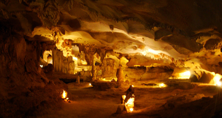 Co Cave - Thien Canh Son Cave
