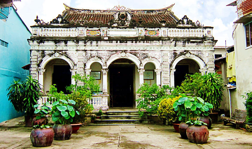 The ancient house of Huynh Thuy Le