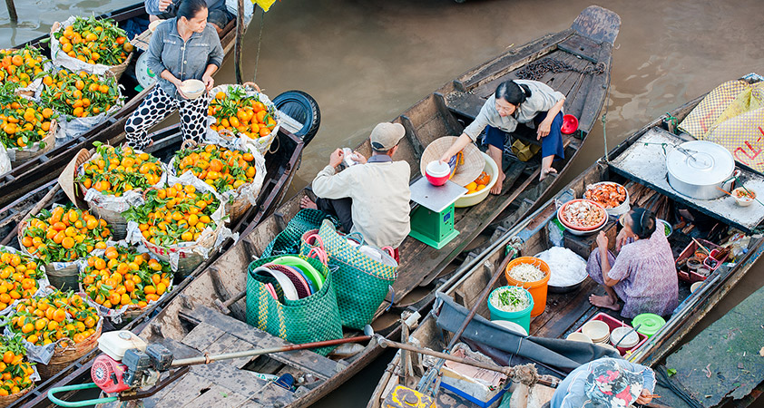 Exploration of Cai Rang floating market
