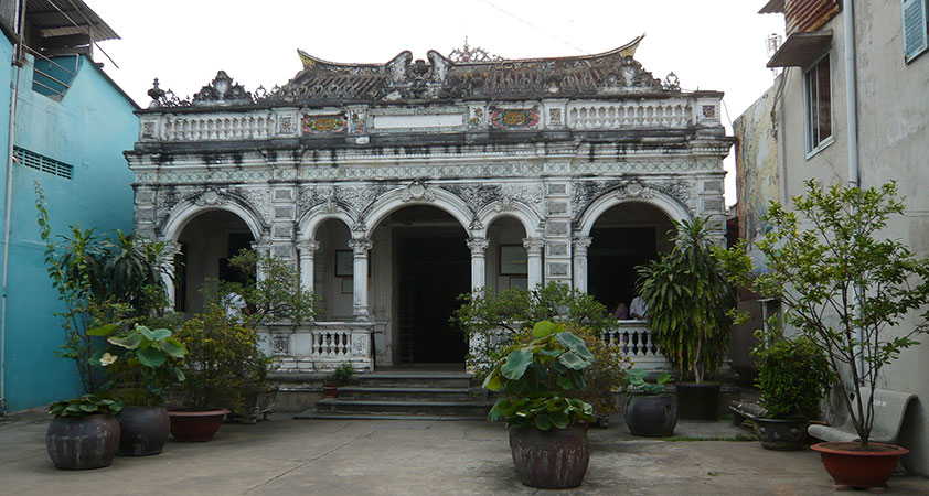 The ancient house of Mr. Huynh Thuy Le