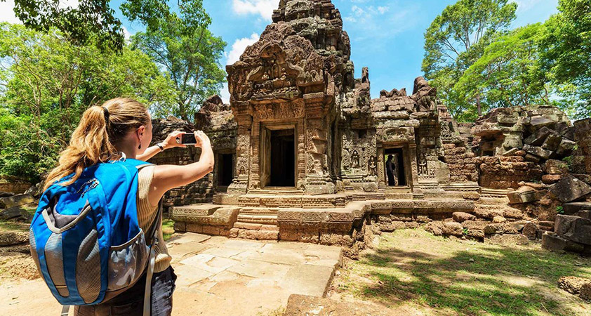 Take time to explore the enchanting Banteay Srei