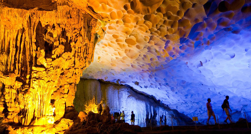 Magnificent Cave of Surprise (Hang Sung Sot)
