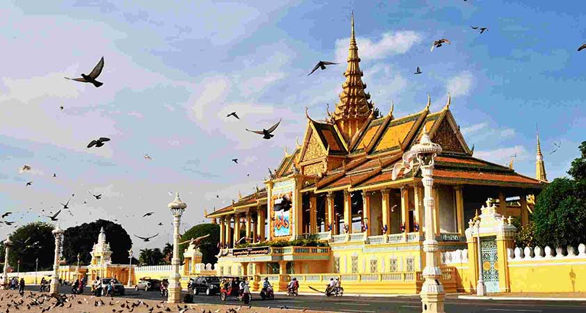 Head to Phnom Penh