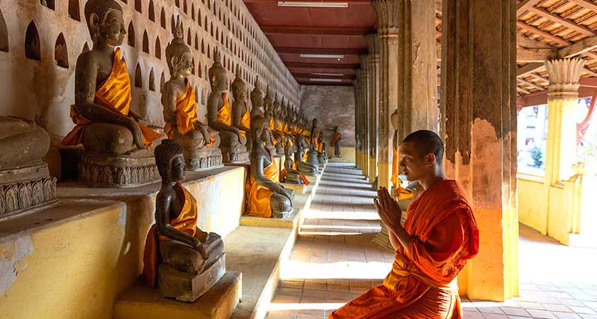 Visit some temples in Vientiane