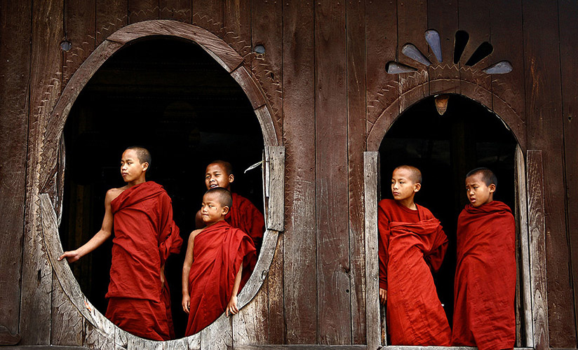 Visit the wooden Shwe Yan Pyay Monastery