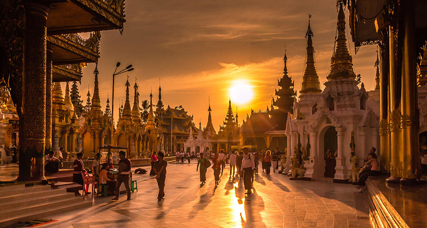 Admire the sunset view at the Golden Pagoda
