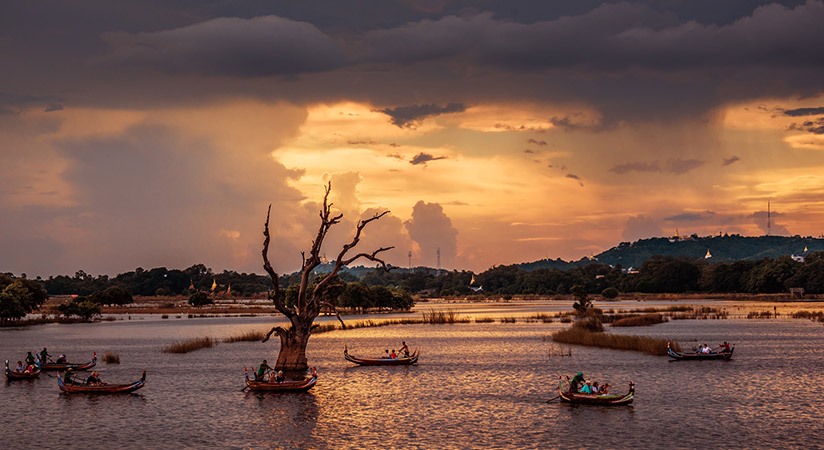 Enjoy a sunset view on Ayeyarwaddy River 