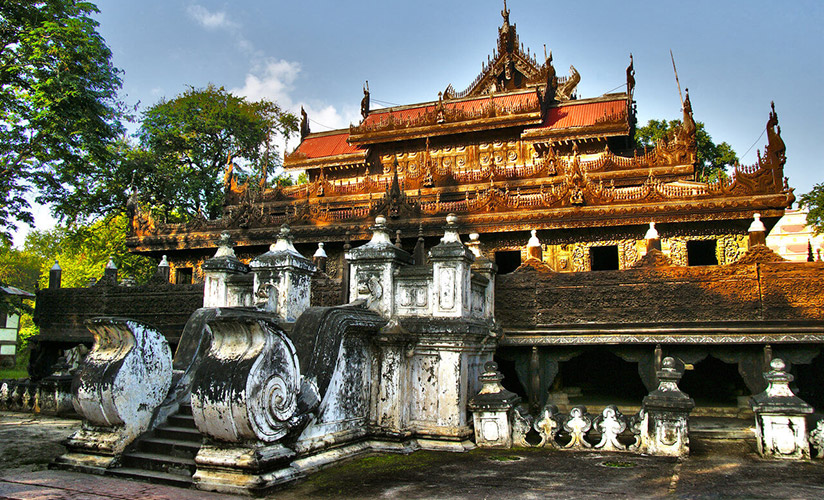 Visit the Shwenandaw Monastery, so-called ‘Golden Palace Monastery” in the English language, dating back to the 19 the century
