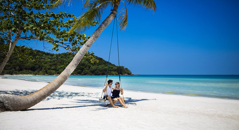 Phu Quoc island is also the ideal destination for couples' honey moon holiday 
