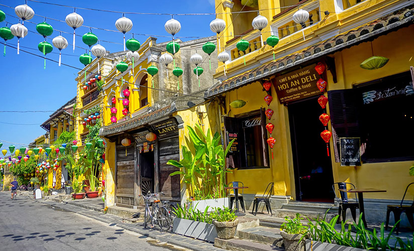 The peaceful and old beauty of Hoi An 