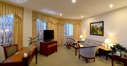  Pearl River Suite Room