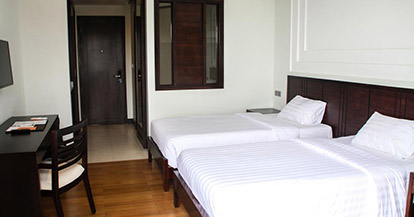  Corner Deluxe Twin Room with Sea View
