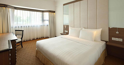Deluxe Room with City View 1 full bed 