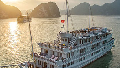 Discover the stunning beauty of 2 day tour Halong bay | 2 days 1 night