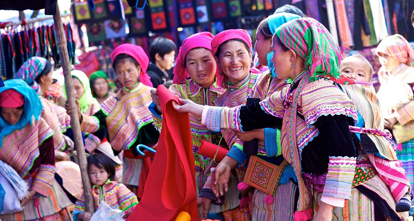 Ethnic minority locals in the ethnic market in Sapa, Vietnam 