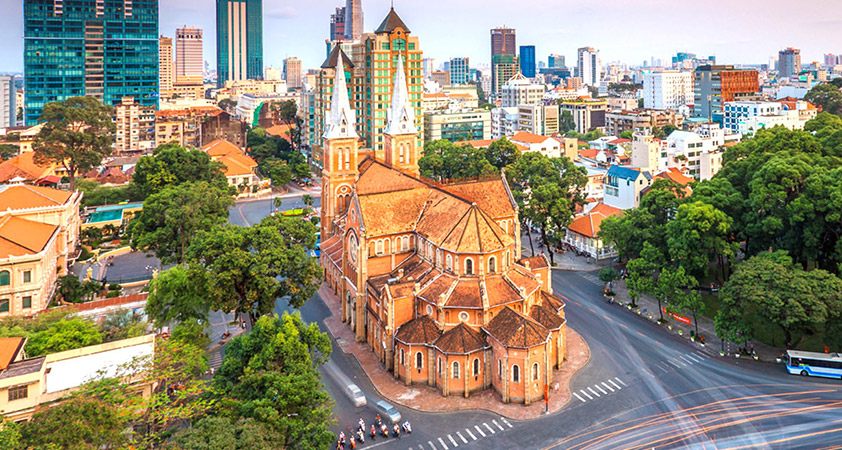 The architecture of saigon is the blend of Frech and modern style.